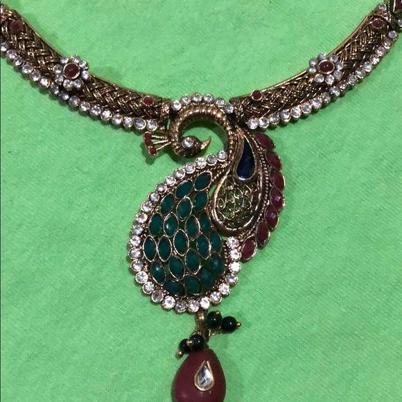 Necklace - Picture 2 of 6